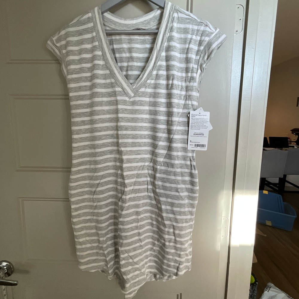 Athleta Sweatshirt Dress, S. NWT